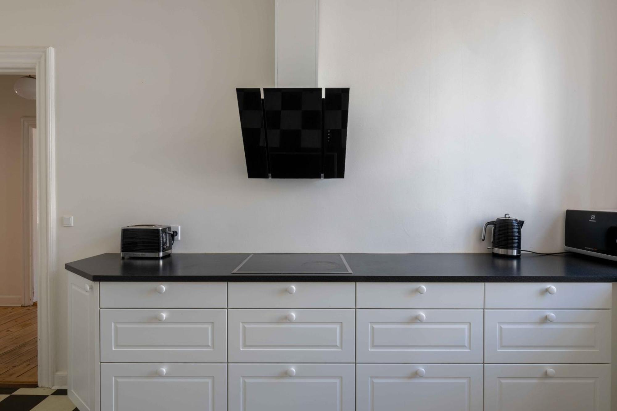 קופנהגן Lovely 3Br Manor Apartment 5 Min From Tivoli Gardens מראה חיצוני תמונה